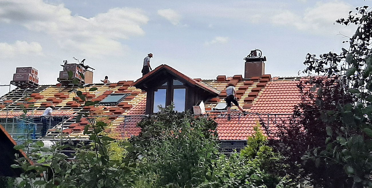 Gutex Holzfaserdämmung und Braas Frankfurter Pfanne, Höfingen