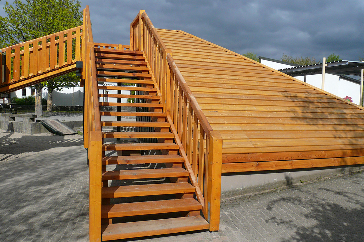 Spielturm, Haldenwangschule Leonberg