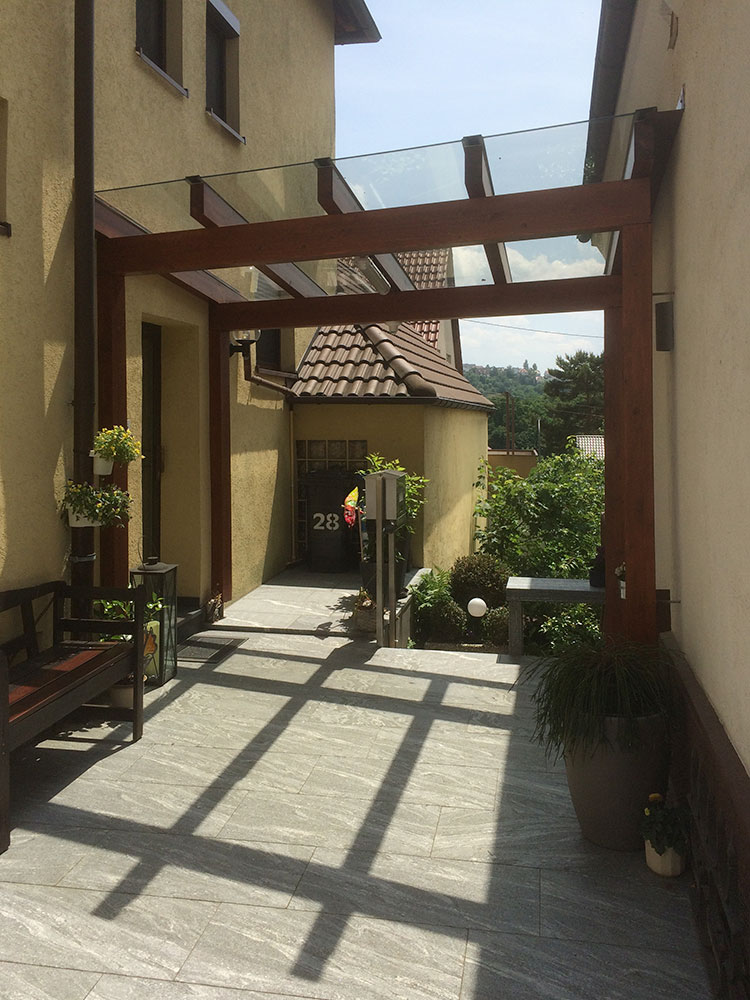 Überdachung Eingangsbereich, Leonberg