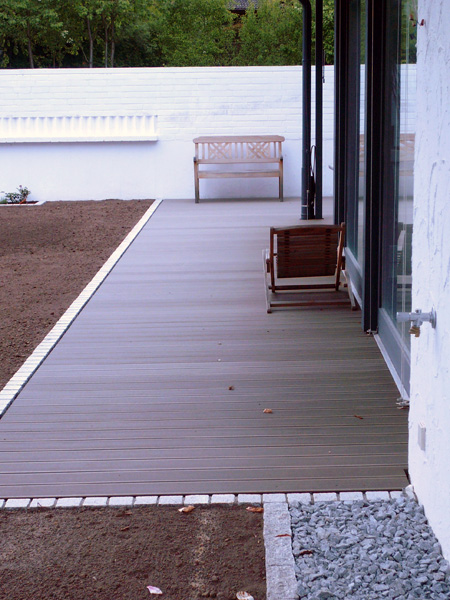 Terrasse Megawood, Leonberg-Höfingen